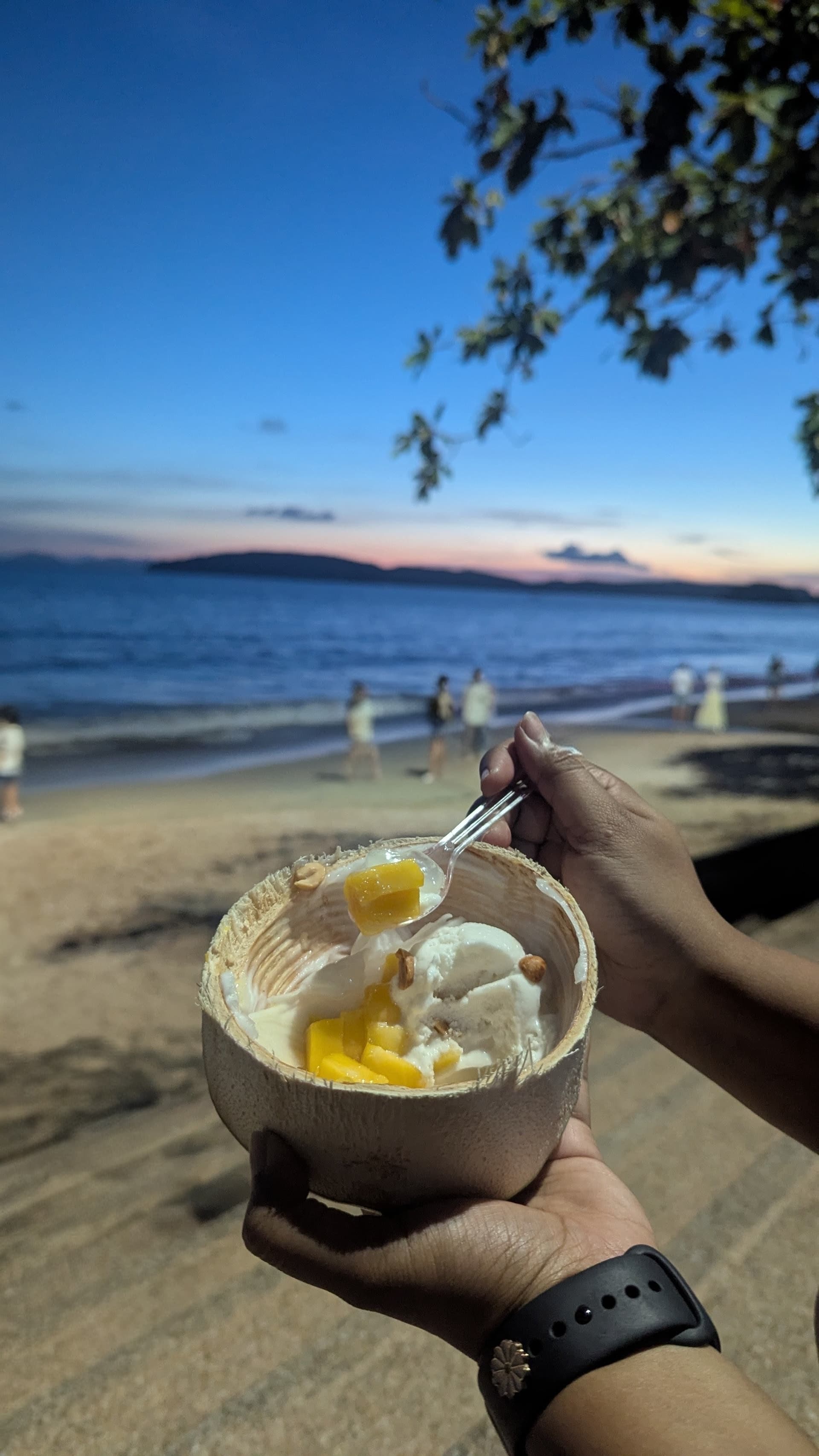 Google Pixel 7 — 7mm • ƒ/1.9 • 1/100 • ISO 2123