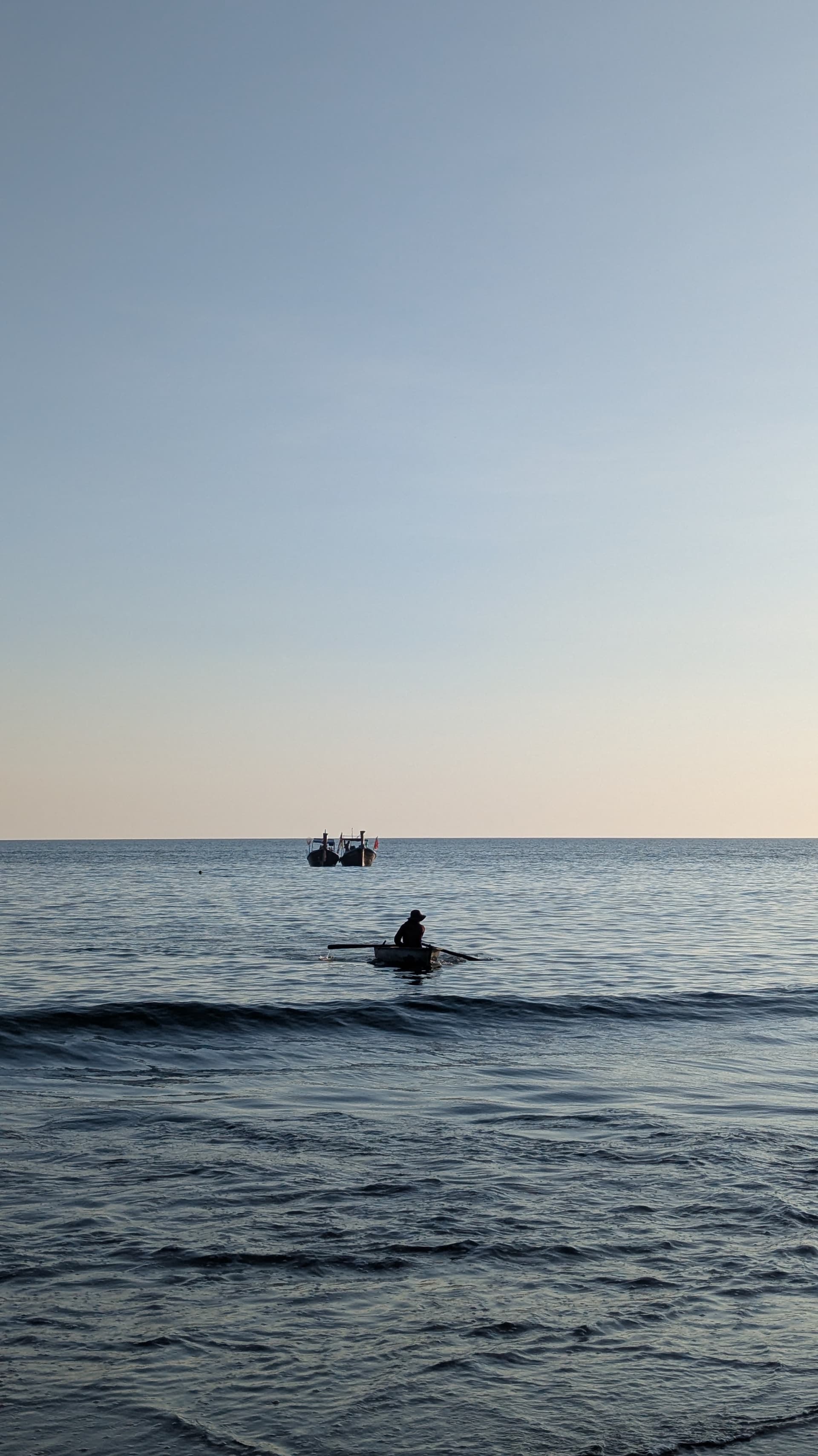 Google Pixel 7 — 7mm • ƒ/1.9 • 1/3165 • ISO 45