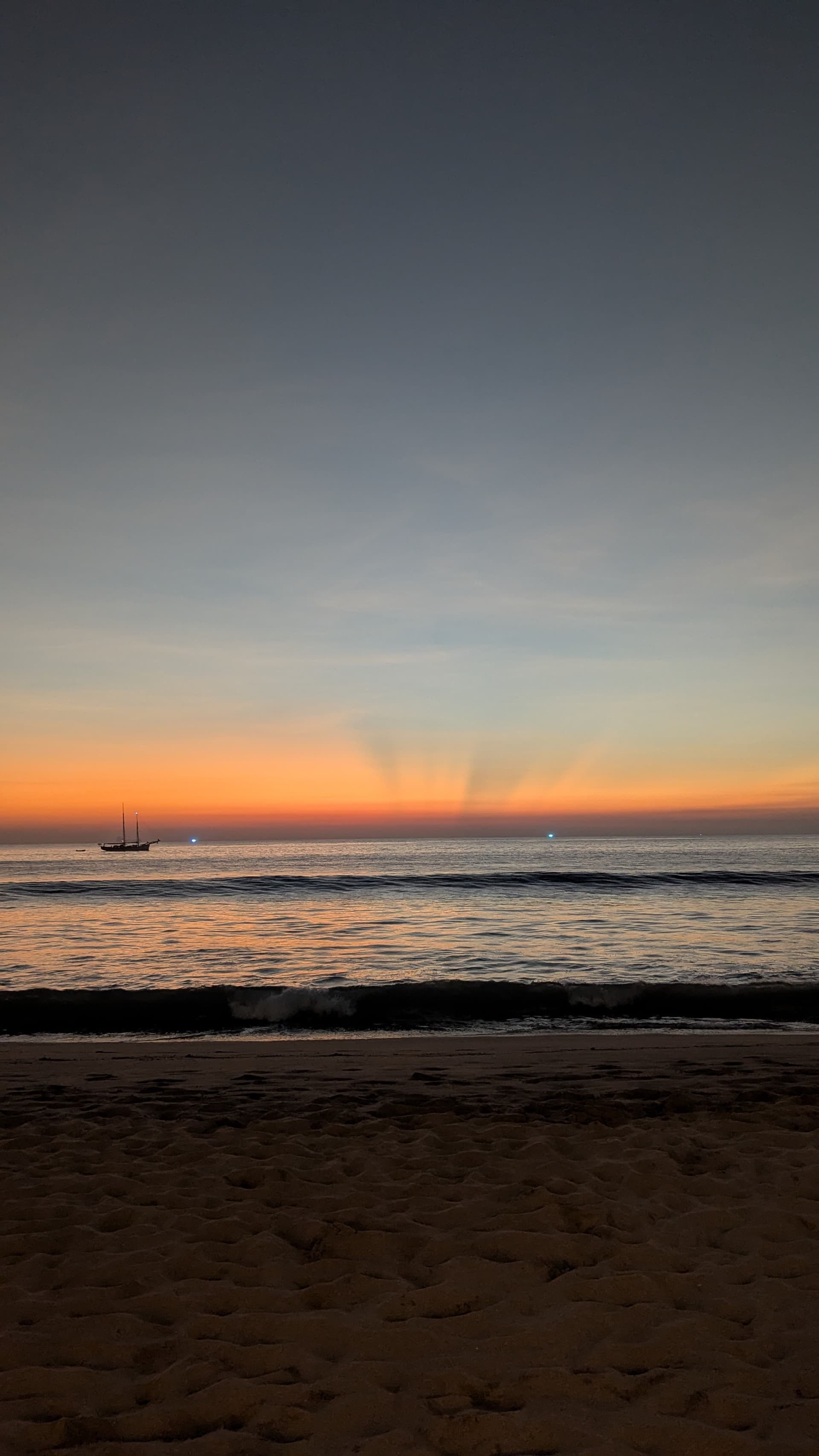 Google Pixel 7 — 7mm • ƒ/1.9 • 1/26 • ISO 300