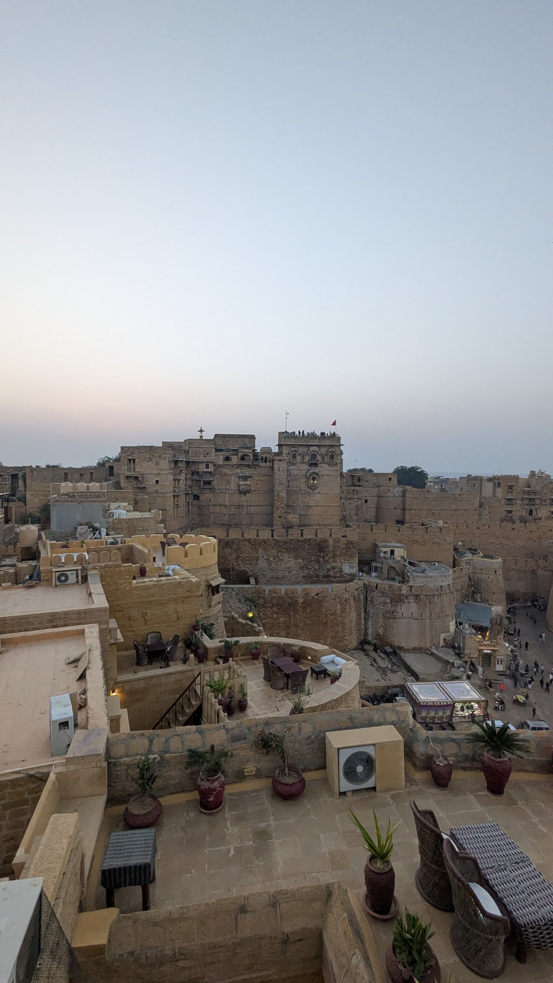 Google Pixel 7 — 2mm • ƒ/2.2 • 1/352 • ISO 205