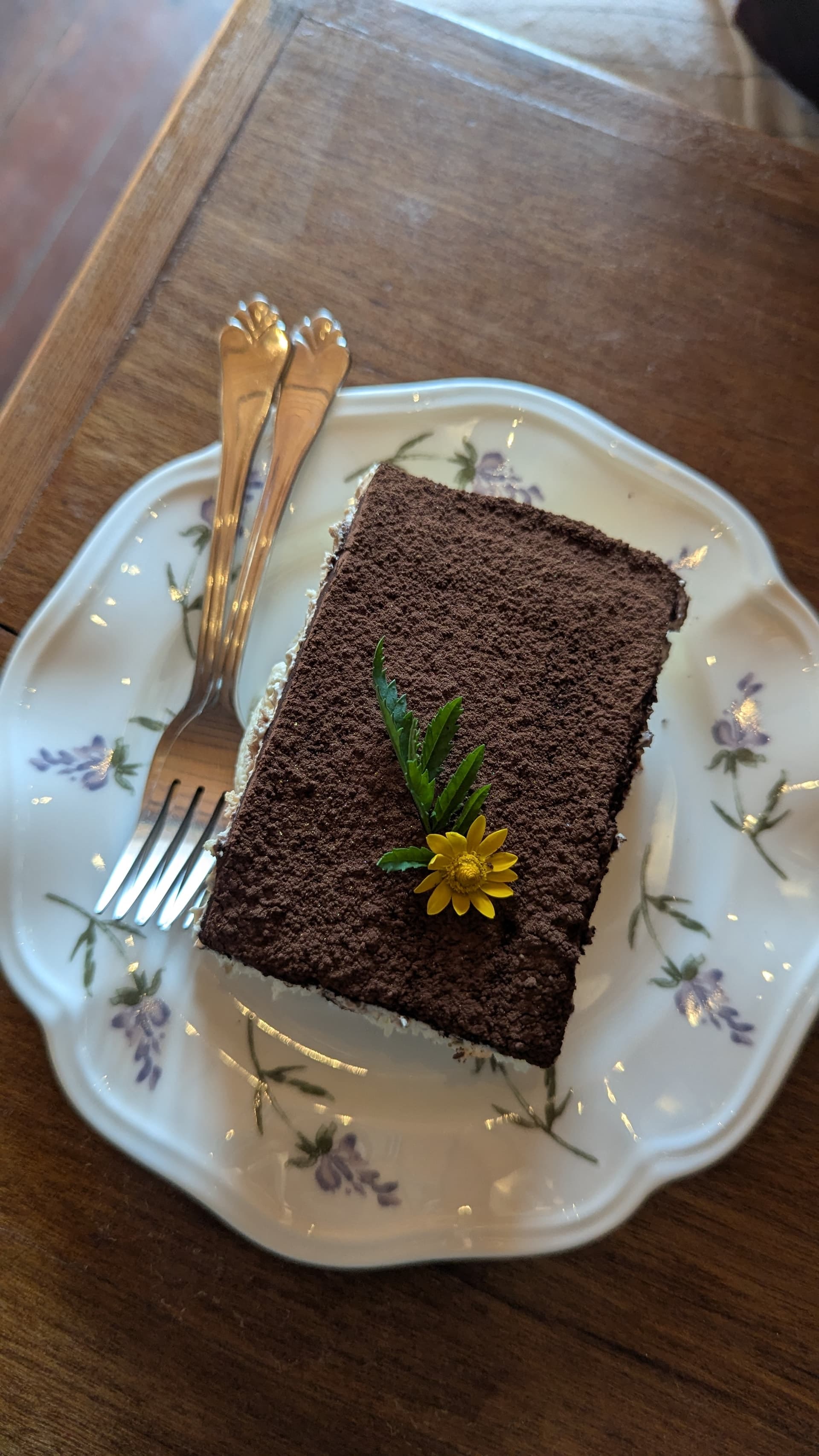 Google Pixel 7 — 7mm • ƒ/1.9 • 1/127 • ISO 124