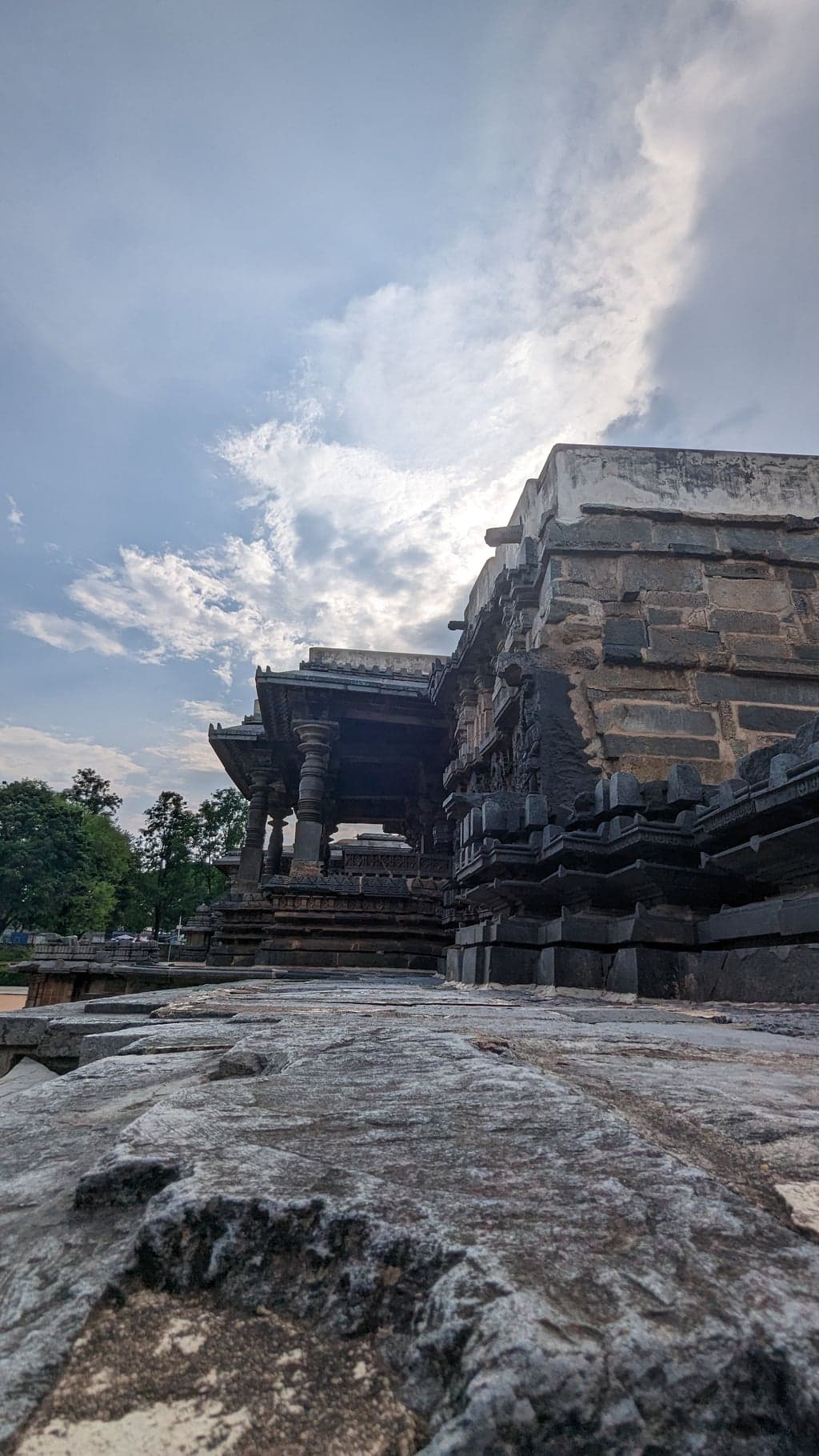 Hoysaleswara Temple: Exterior Wall Overview