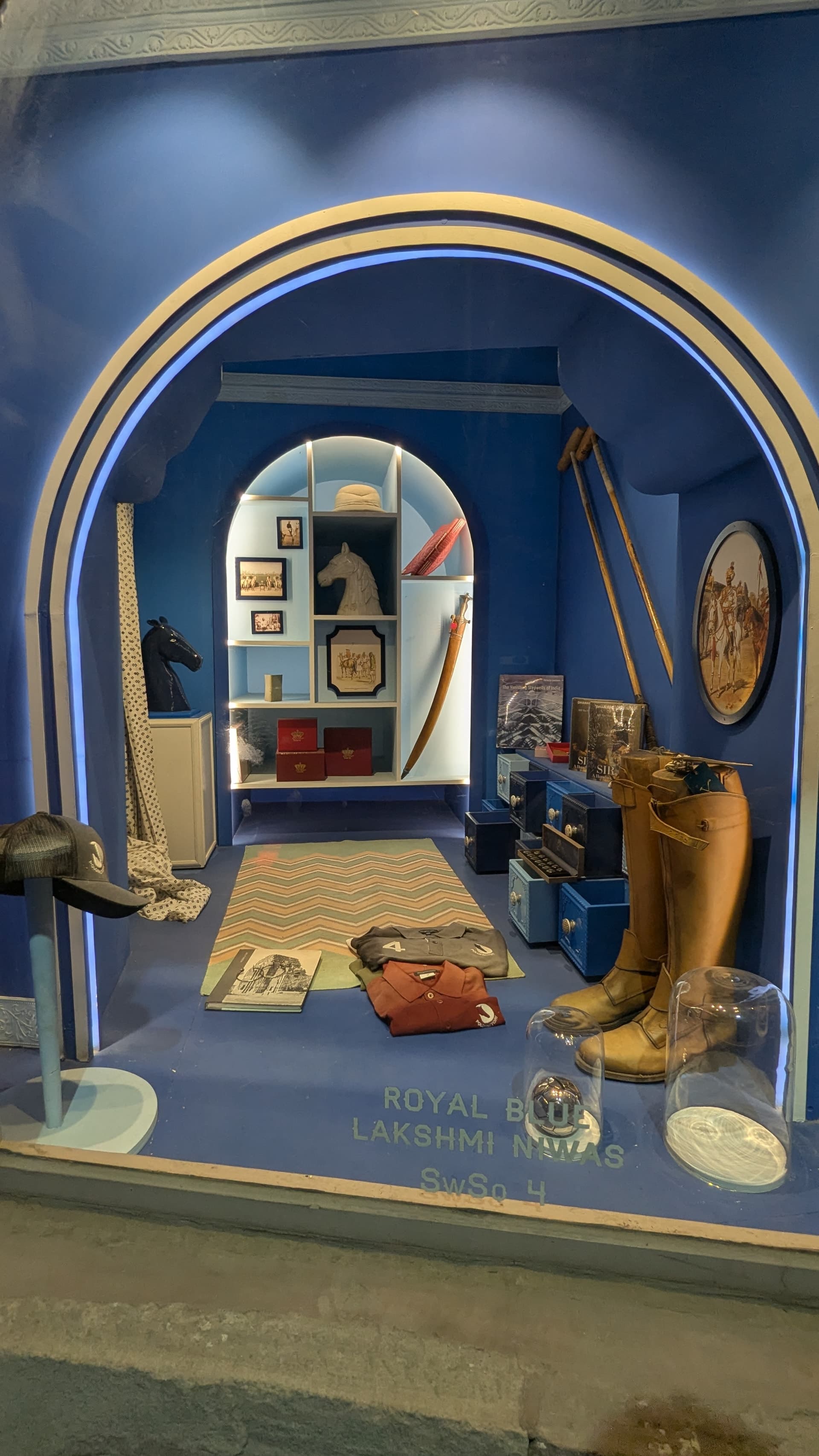 Google Pixel 7 — 2mm • ƒ/2.2 • 1/51 • ISO 96