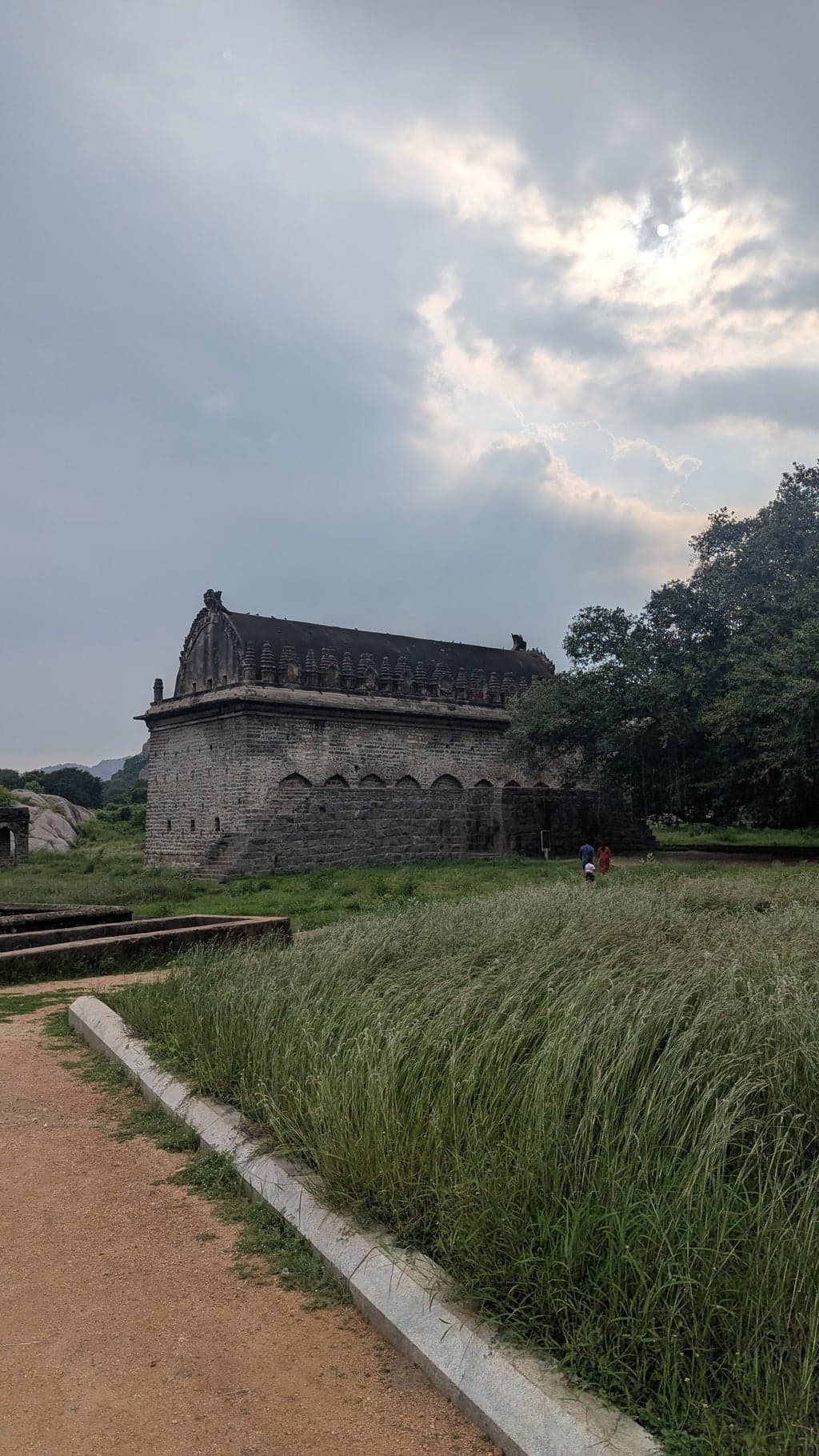 Google Pixel 7 β 7mm β’ Ζ/1.9 β’ 1/7092 β’ ISO 48