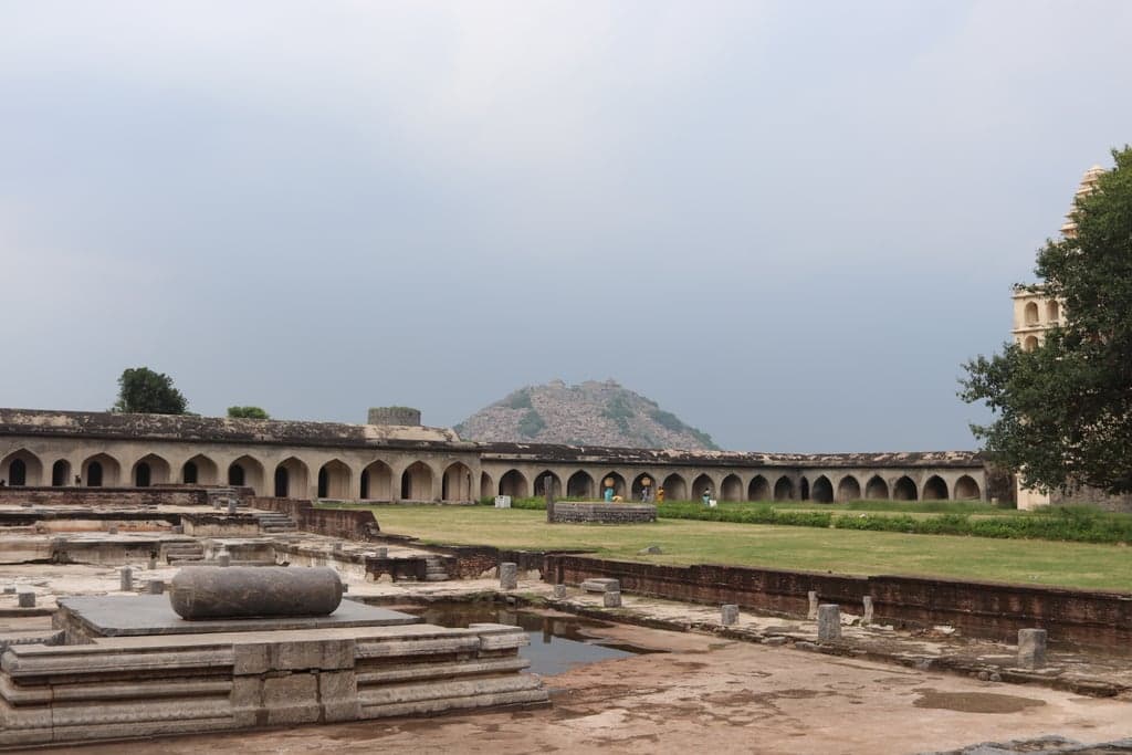 Canon Canon EOS 77D β 24mm β’ Ζ/4.5 β’ 1/400 β’ ISO 100