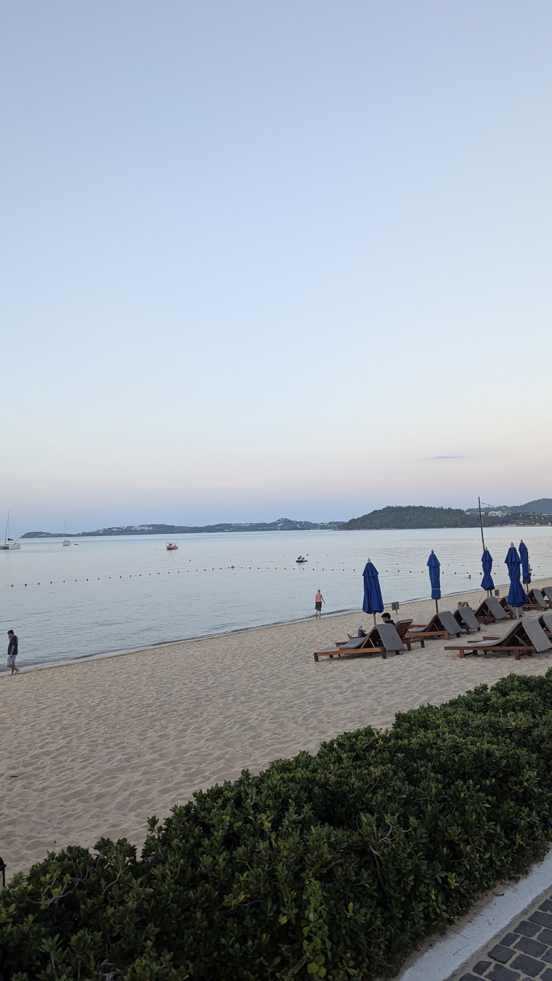 Google Pixel 7 — 7mm • ƒ/1.9 • 1/170 • ISO 99