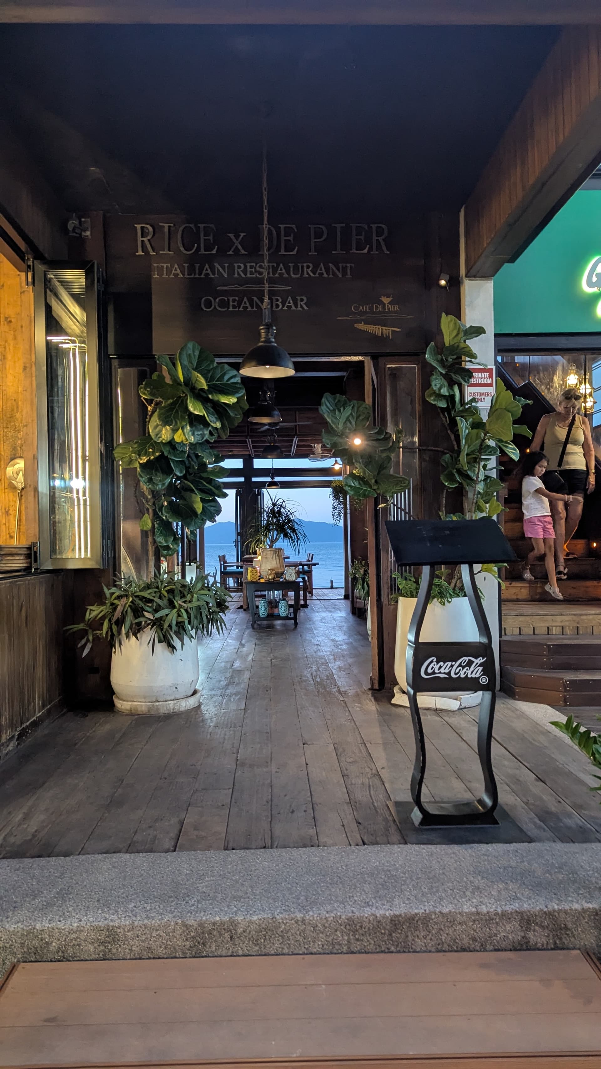 Google Pixel 7 — 7mm • ƒ/1.9 • 1/100 • ISO 578